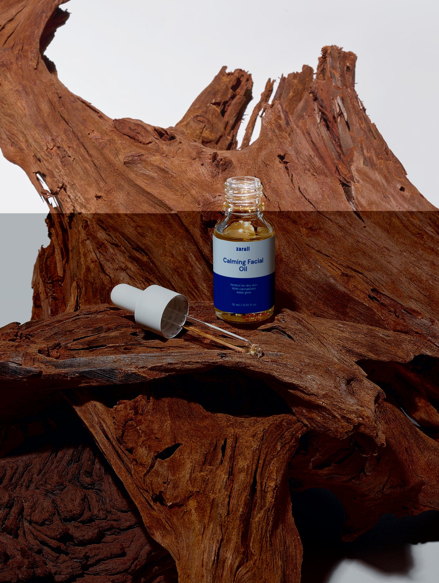 Calming Facial Oil – Ulei Facial Calmant cu 1% CBD & Ulei de Cânepă